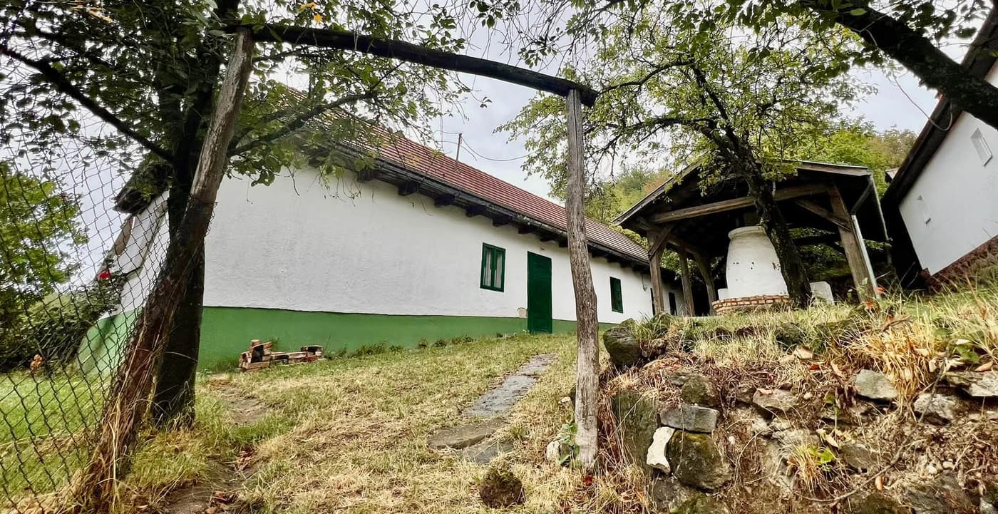 Rónafalu, ahol a Medves-fennsík szinte a házaknál kezdődik